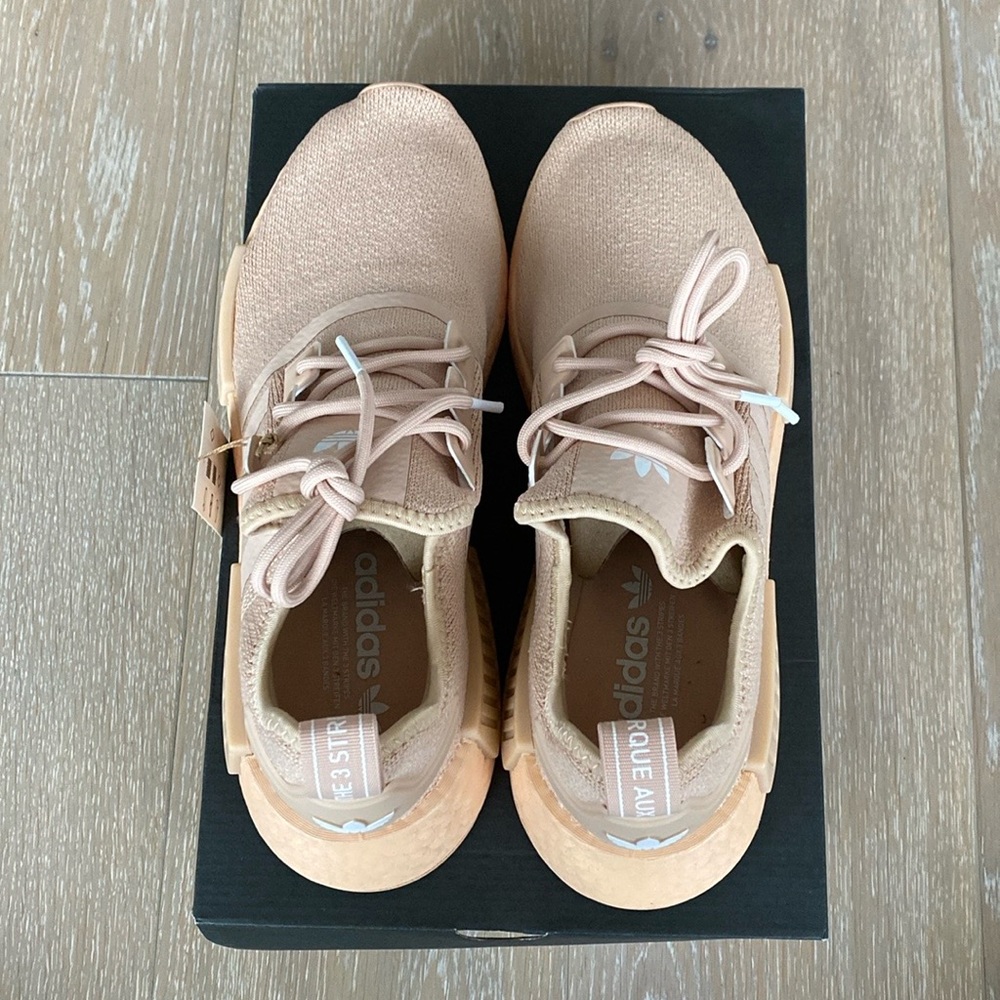 adidas Originals NMD_R1 sneakers. NWT. Halo Blush / Cloud White. Women’s 9. - Picture 3 of 9